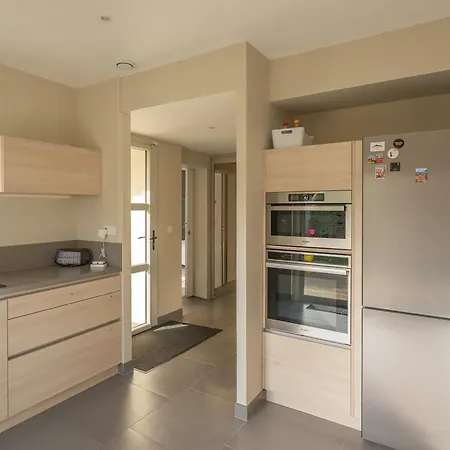 Maison 4 Avec Piscine Et Jardin Proche - Fr-1-197-625 *