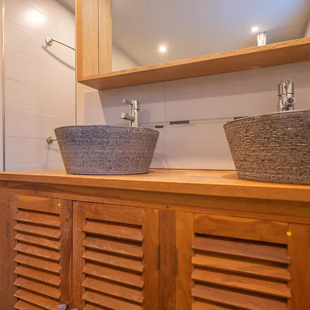 Maison 4 Avec Piscine Et Jardin Proche - Fr-1-197-625