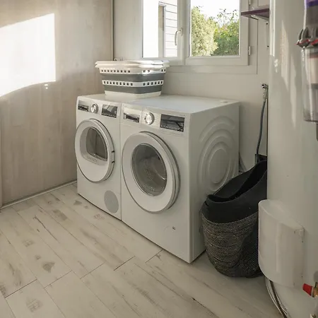 Maison 4 Avec Piscine Et Jardin Proche - Fr-1-197-625 *